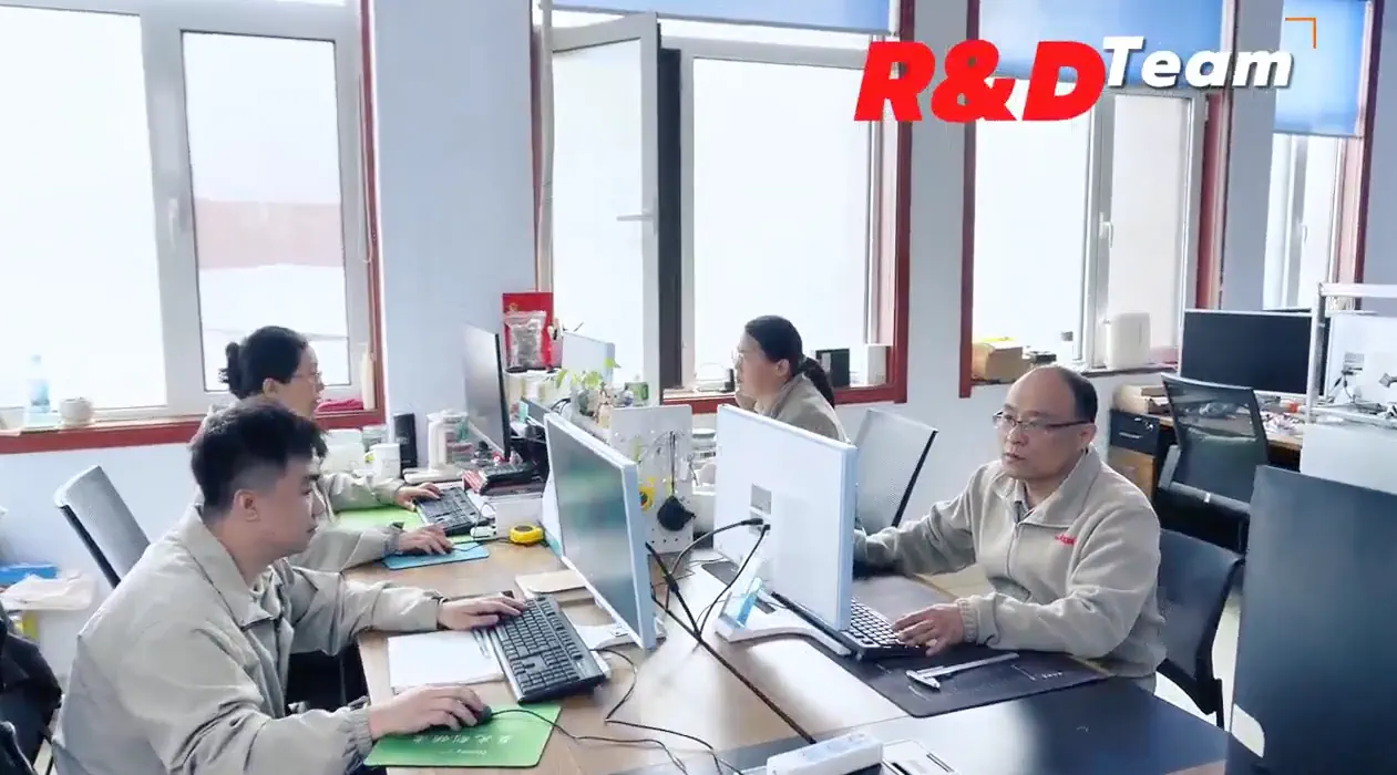 Команда исследований и разработок Huaxin